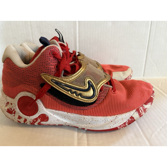 Nike KD Trey 5 X University Red Metallic Gold 2023 - DD9538-600 Men’s 11 EUR 45
